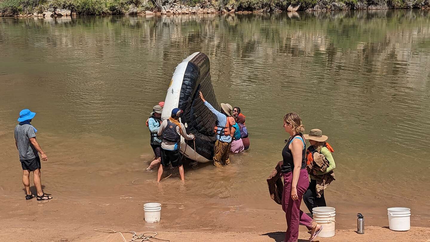 Cleaning the rafts